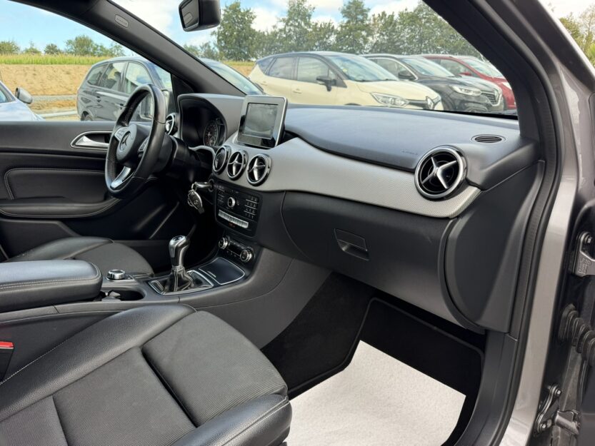 Voiture MERCEDES CLASSE B