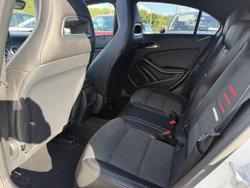 Voiture MERCEDES CLASSE A