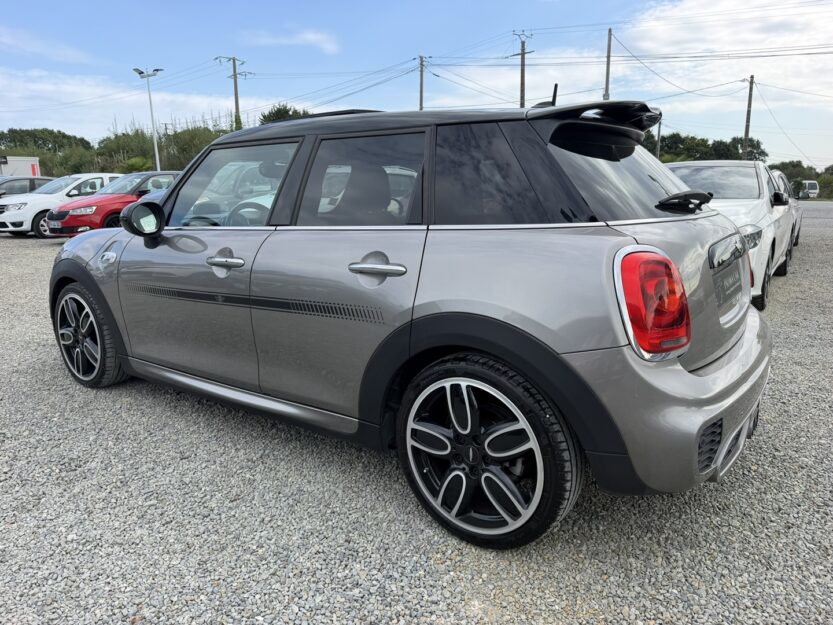 Voiture MINI MINI 5 PORTES