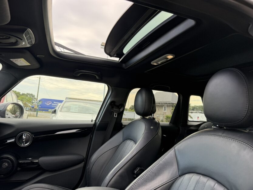 Voiture MINI MINI 5 PORTES